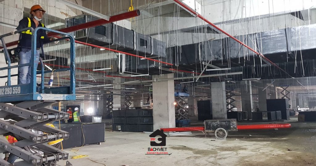 Lắp đặt hệ thống làm mát và chiếu sáng