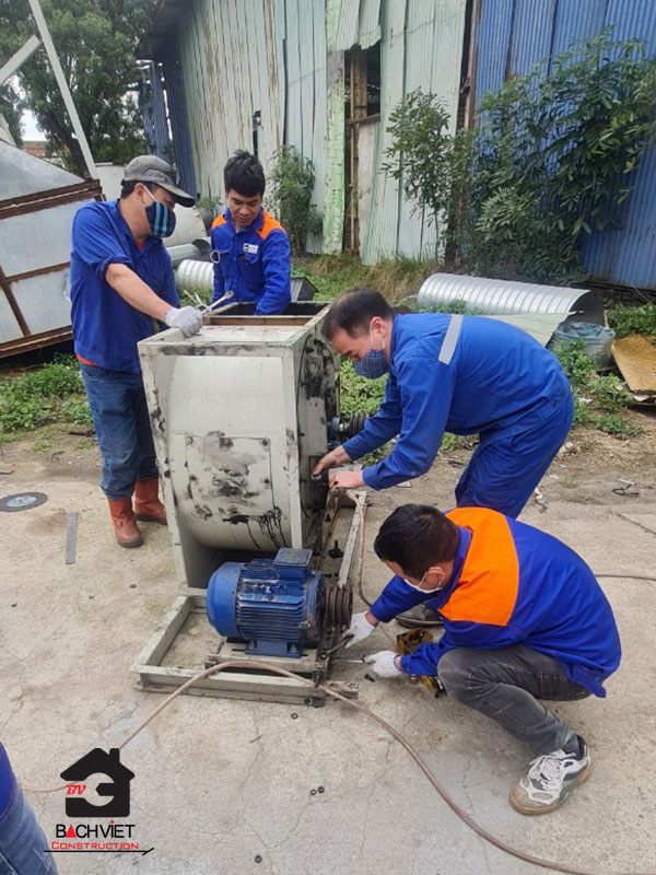Vệ sinh, bảo dưỡng quạt hút mùi nhà ăn