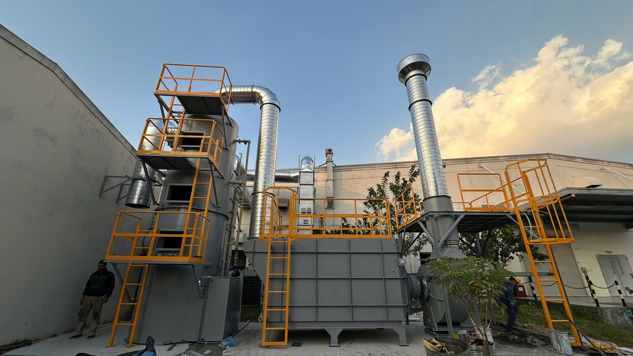 Hệ thống xử lý khí thải tại Sài Đồng